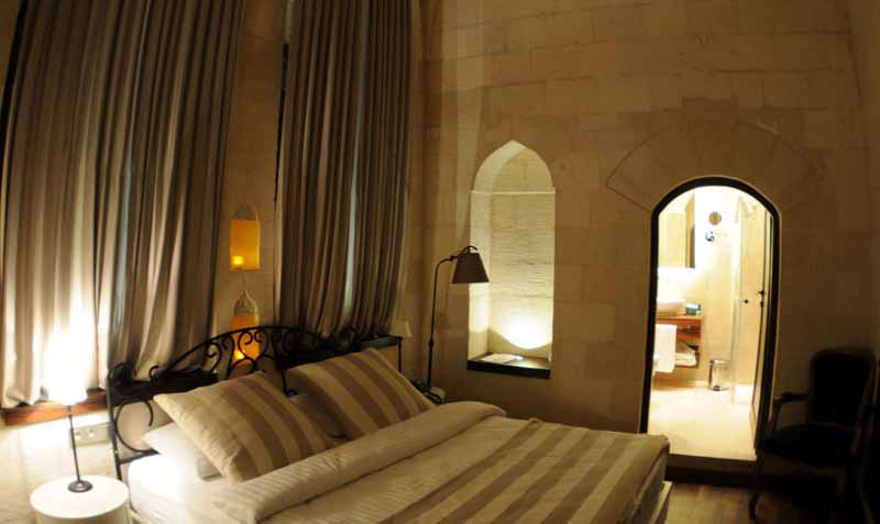 Shmayaa Hotel